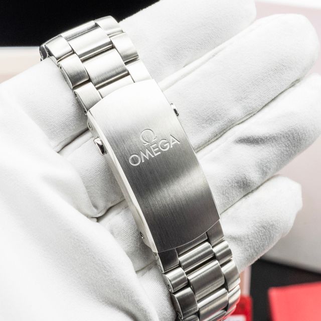 Omega Planet Ocean 232.30.46.51.01.001 Image 3